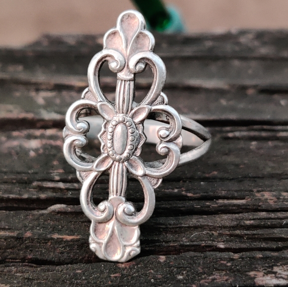 Antique sterling ornate ring - Picture 2 of 4